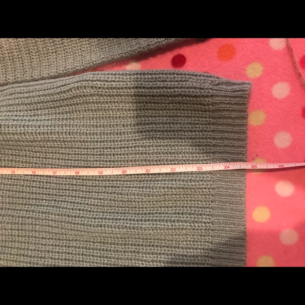 Sweater - Picture 3 of 4